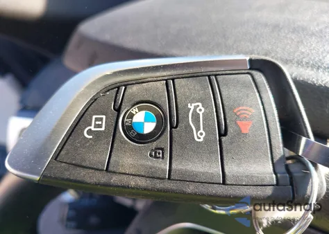 2022 BMW 540 I из США, поврежденный, VIN WBA53BJ05NWX46968